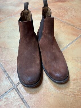 Frye Men's Brown Suede Chelsea Boots - Slip-On Ankle Style